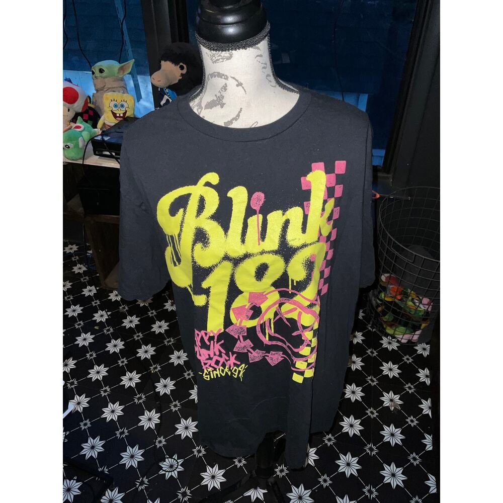 Blink 182 XL Band Shirt